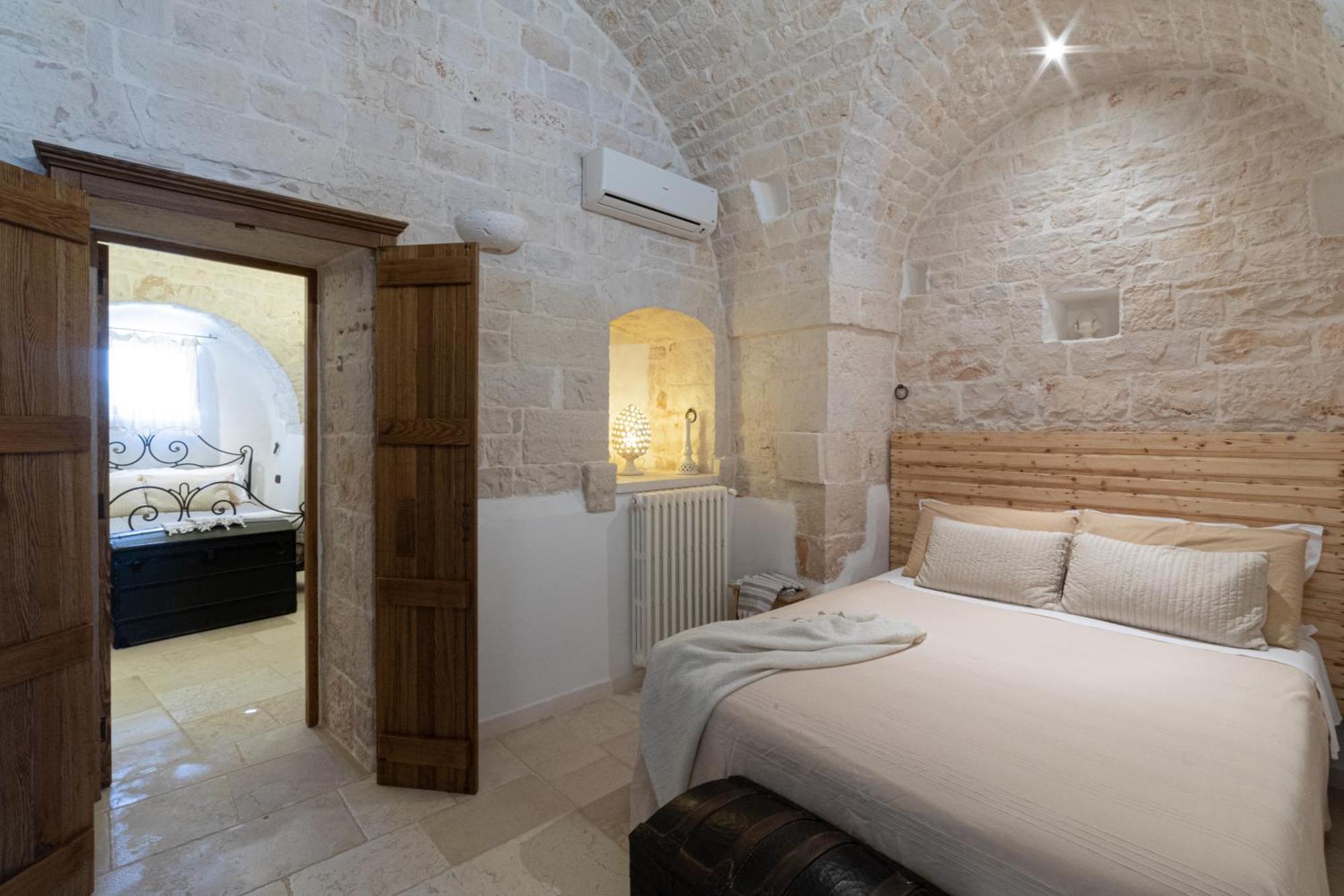 Trulli Angela